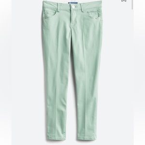 Democracy Karessa Ab Solution Capri Skinny Jeans